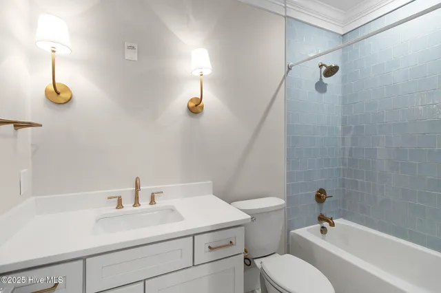 $549,000 | 805 Mulberry Street, Unit 105, Beaufort, NC 28516