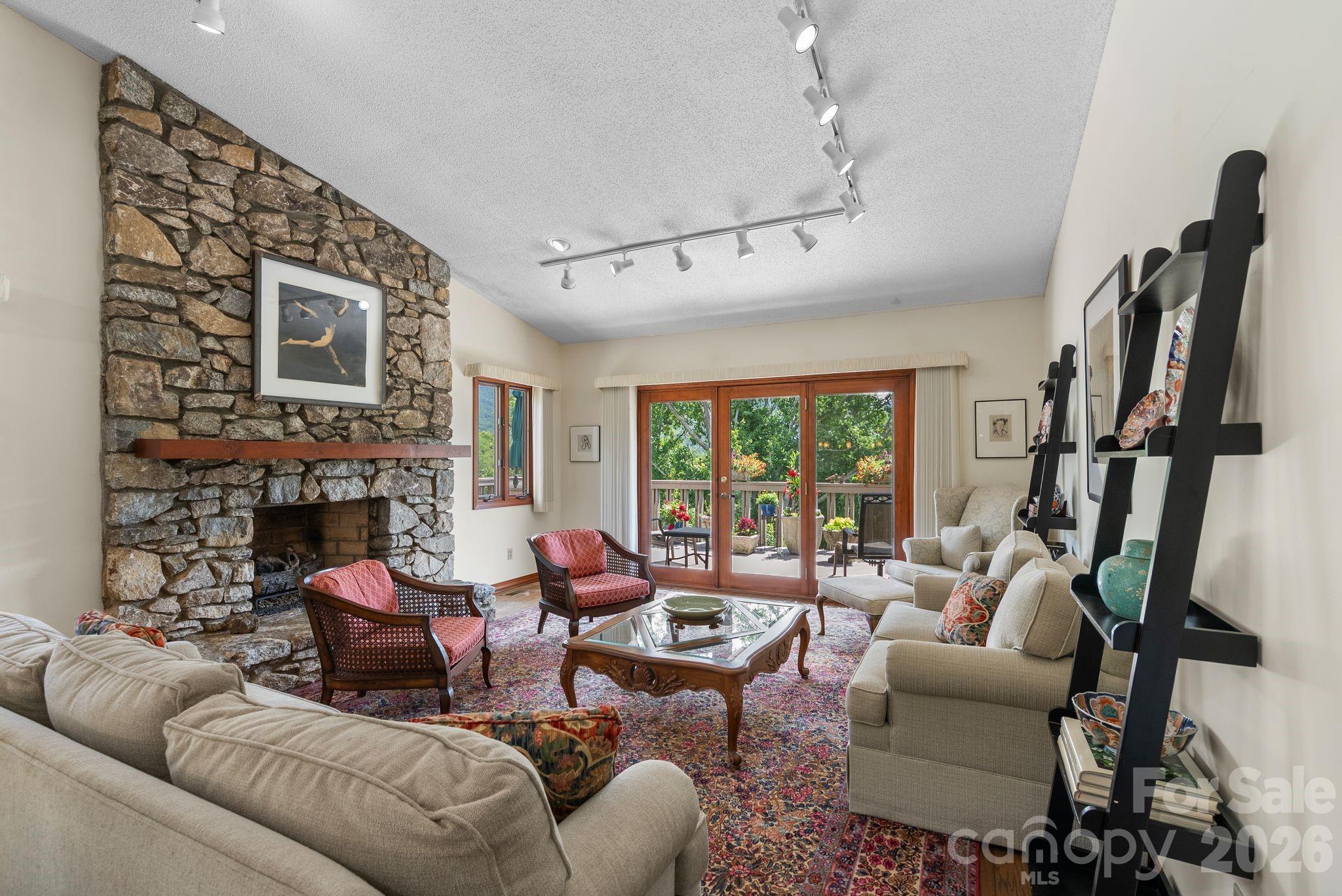 48 Stony Ridge Asheville, NC 28804 - Photo 9 of 38