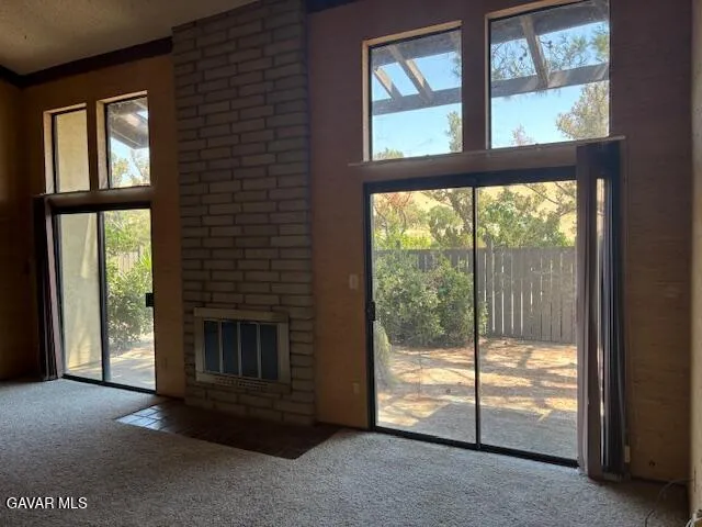 a view of empty room with front door