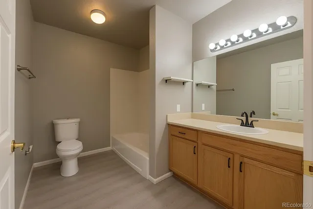 $1,895 | 22920 East Roxbury Drive, Unit C, Aurora, CO 80016