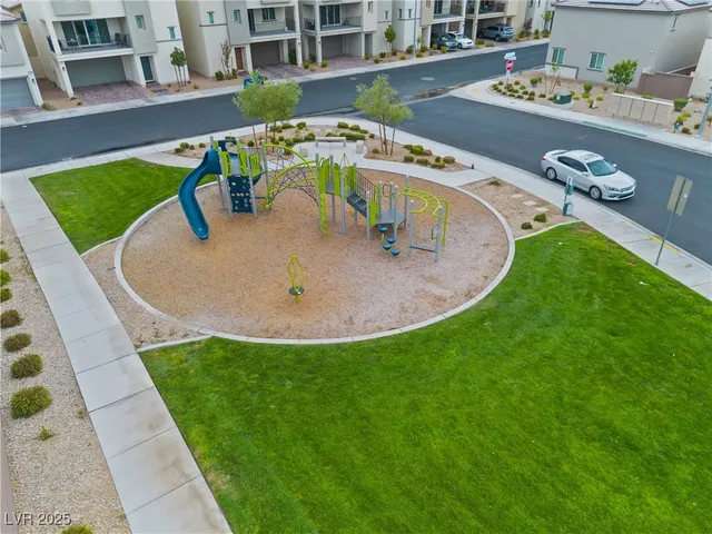 $1,930 | 7005 Magenta Moon Street, North Las Vegas, NV 89086