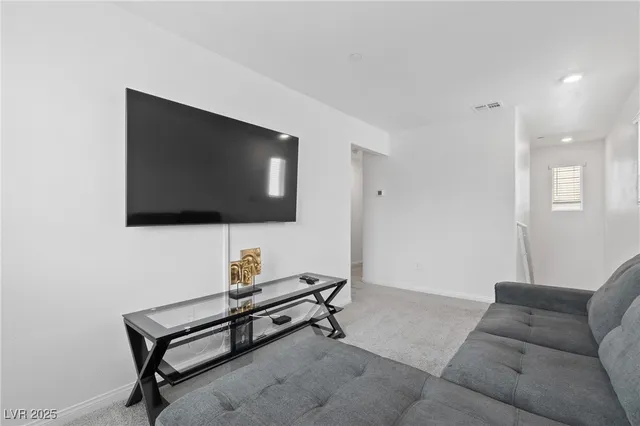 $1,930 | 7005 Magenta Moon Street, North Las Vegas, NV 89086