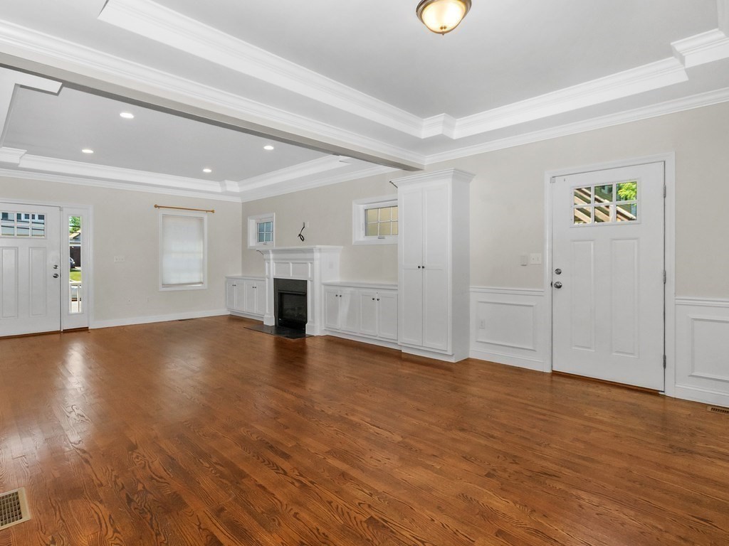 66 Ash Street, Unit 2 Waltham, MA 02453 - Photo 18 of 41