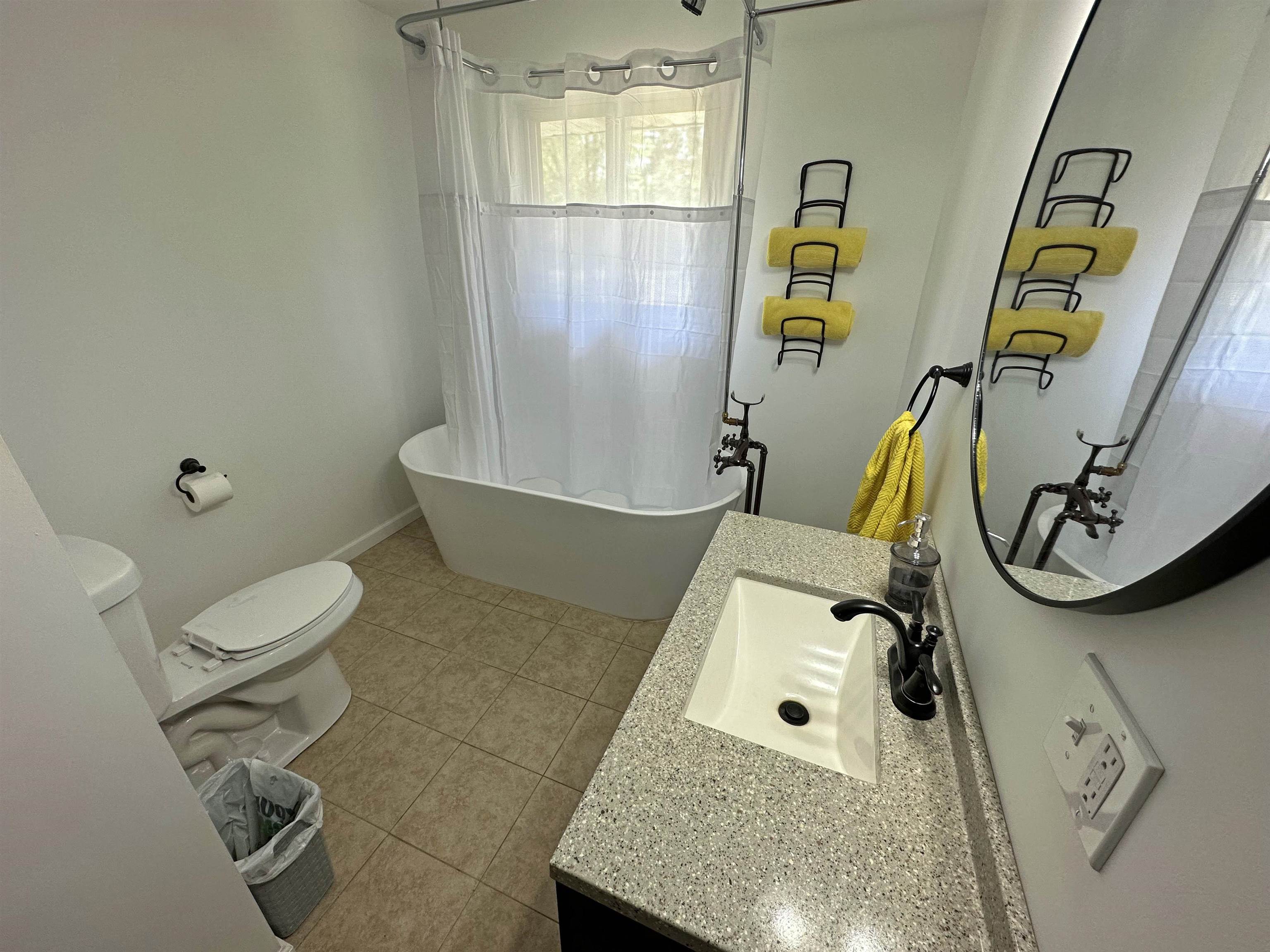 11380 Johnstone Road New Lothrop, MI 48460 - Photo 20 of 42 50109059-19.JPG