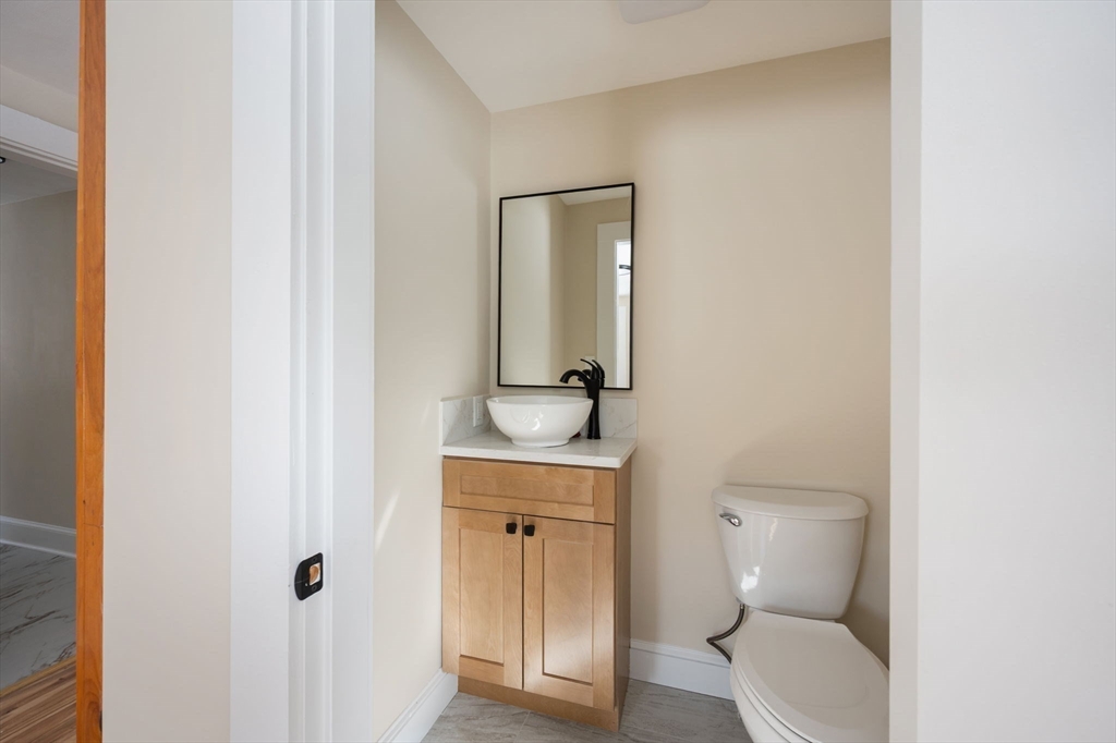 443 Thompson Street Halifax, MA 02338 - Photo 22 of 25