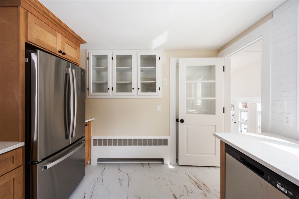 443 Thompson Street Halifax, MA 02338 - Photo 7 of 25
