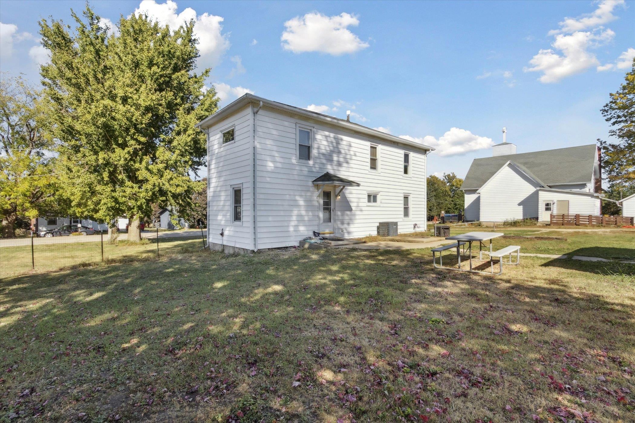 2683 West Florence Road Freeport, IL 61032 - Photo 31 of 36 a view of a house with a yard