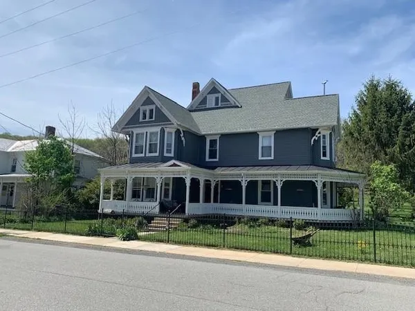 $499,000 | 202 Spruce Street, Monterey, VA 24465