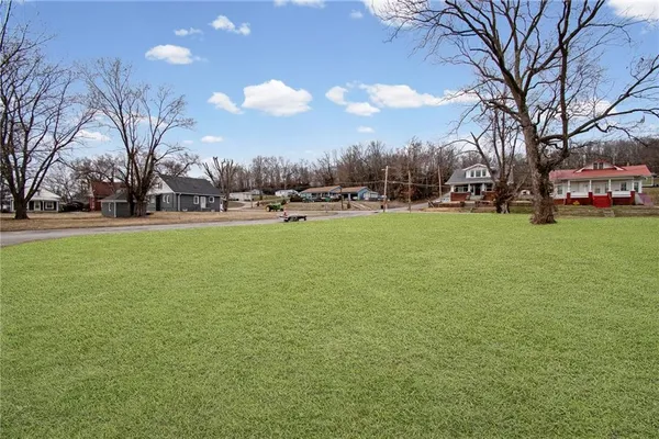 $6,000 | 104 North Washington Street, Brunswick, MO 65236