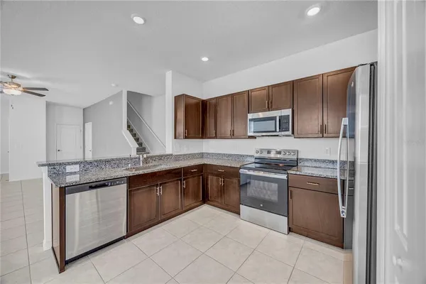 $1,975 | 2524 Sunray Venus Way, Ruskin, FL 33570