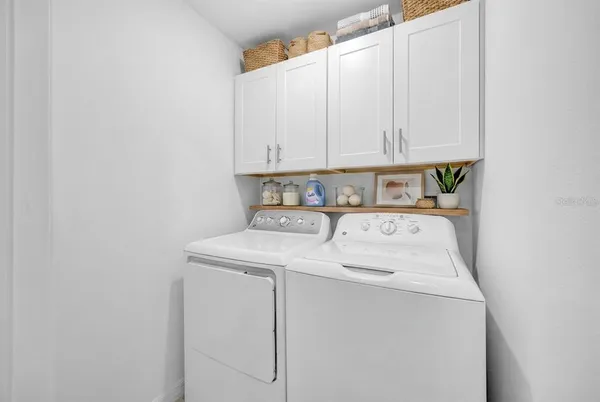 $1,975 | 2524 Sunray Venus Way, Ruskin, FL 33570