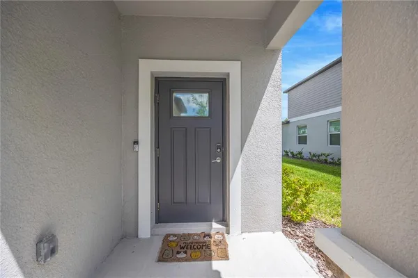 $1,975 | 2524 Sunray Venus Way, Ruskin, FL 33570
