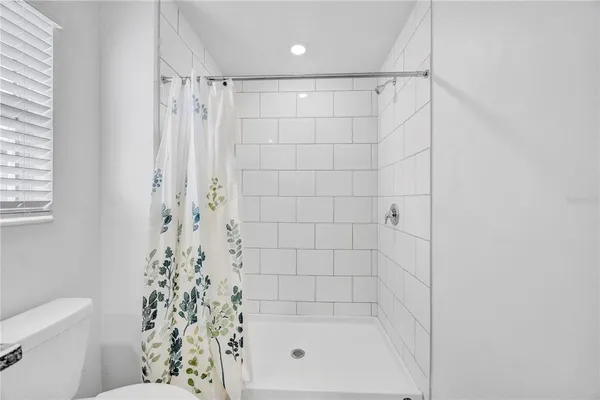 $1,975 | 2524 Sunray Venus Way, Ruskin, FL 33570