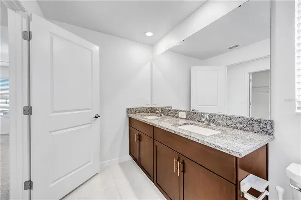 $1,975 | 2524 Sunray Venus Way, Ruskin, FL 33570