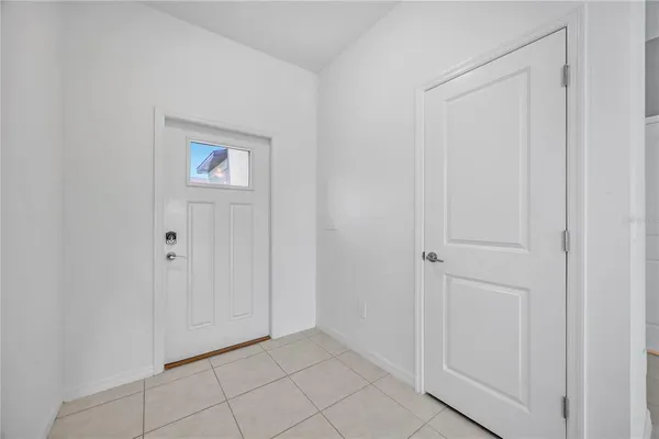 $1,975 | 2524 Sunray Venus Way, Ruskin, FL 33570