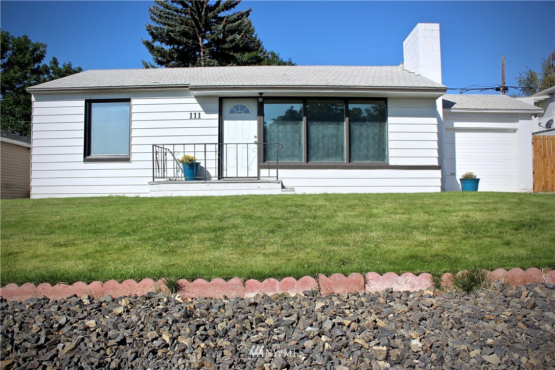 111 Maringo Road Ephrata, WA 98823 - Photo 1 of 18