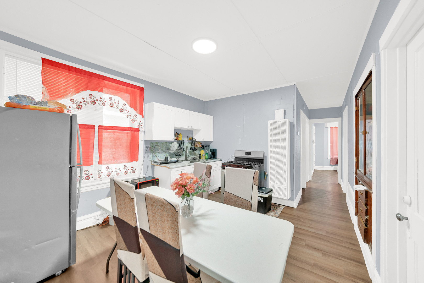 2853 West 40th Street Chicago, IL 60632 - Photo 7 of 15