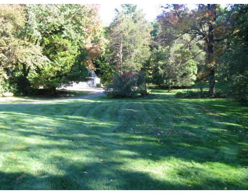 236 Burleigh Road Wilbraham, MA 01095 - Photo 20 of 23 Gallery Image 20