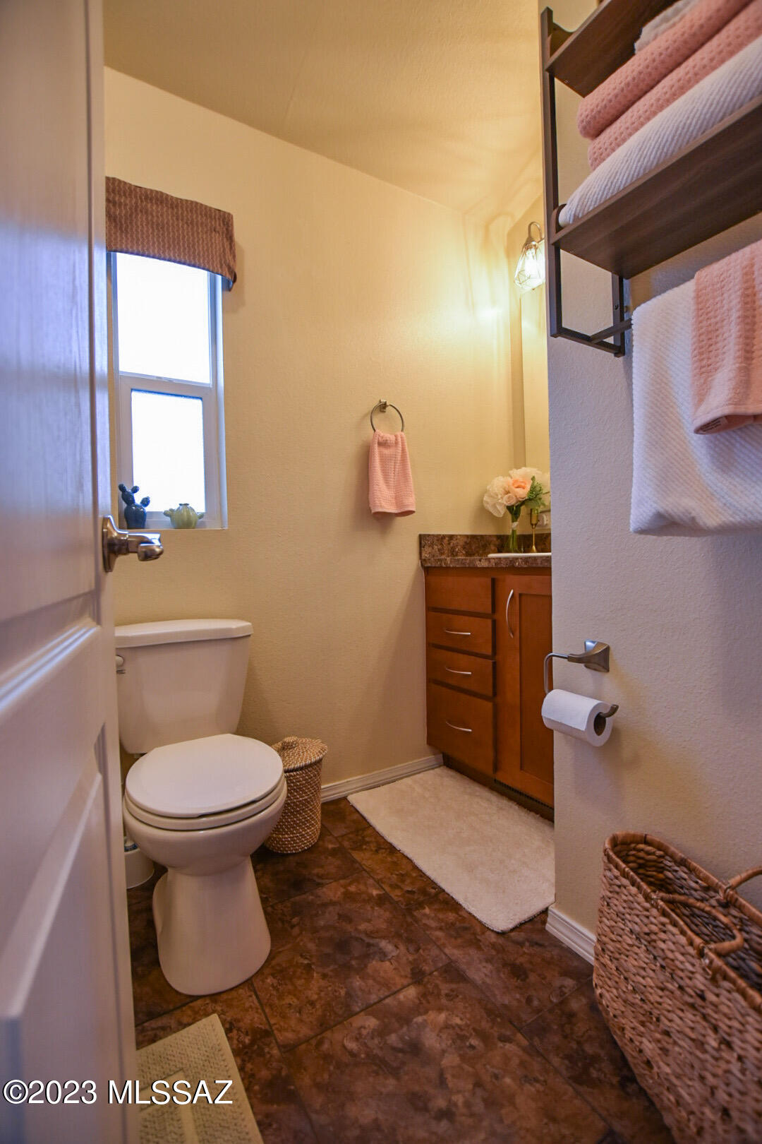 7585 North Van Ark Road Tucson, AZ 85743 - Photo 15 of 23