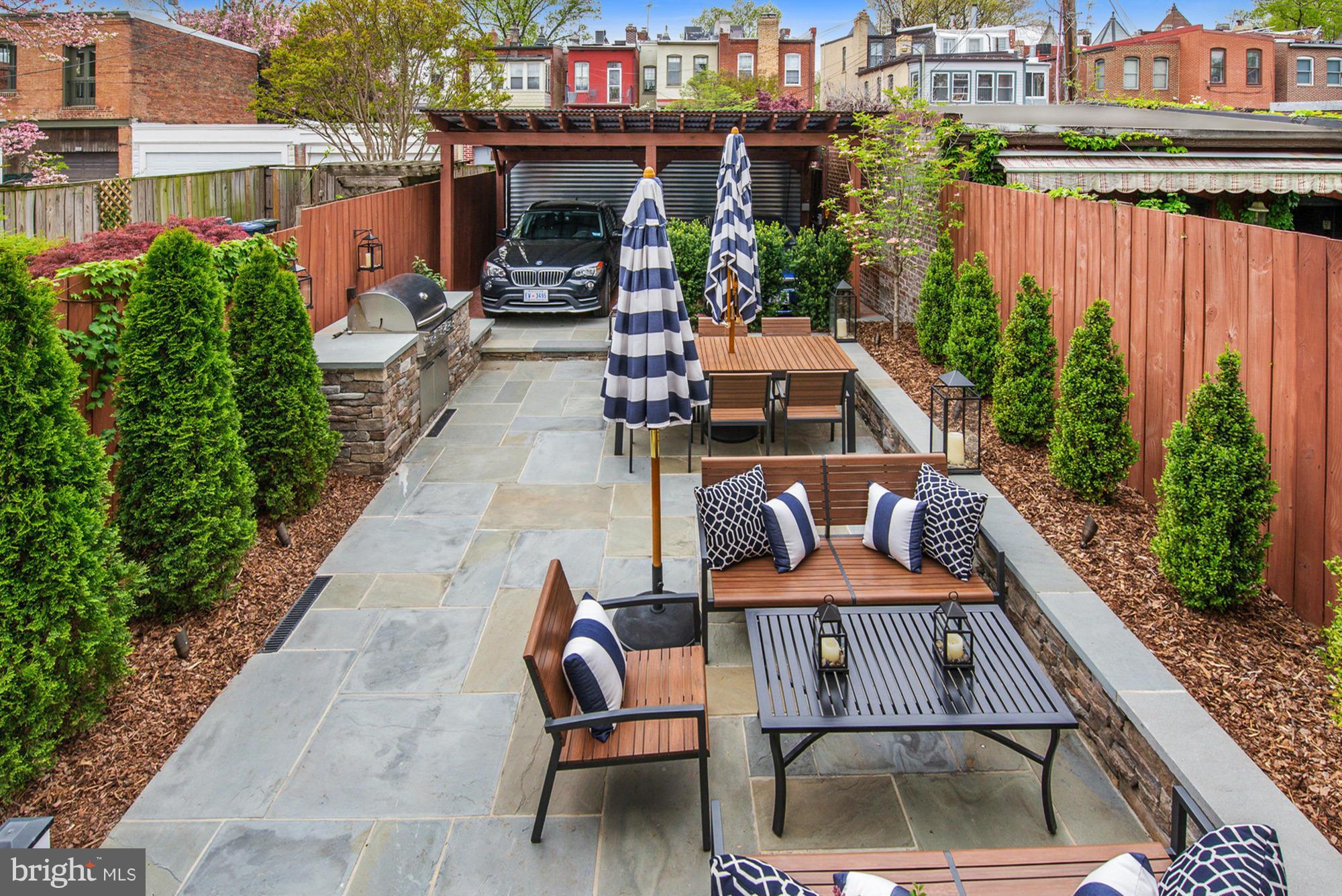 225 9th Street Southeast Washington, DC 20003 - Photo 20 of 22 Patio w/ Custom Built-In Grill