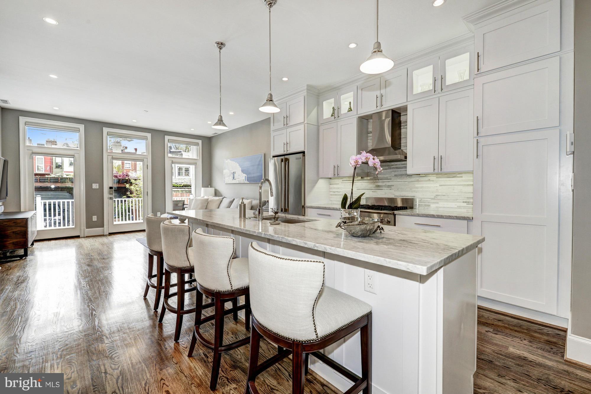 225 9th Street Southeast Washington, DC 20003 - Photo 5 of 22 Breakfast Bar