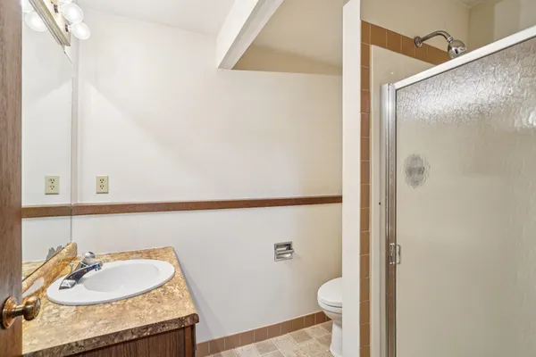 $324,900 | 5800 Tudor Drive, Fitchburg, WI 53711