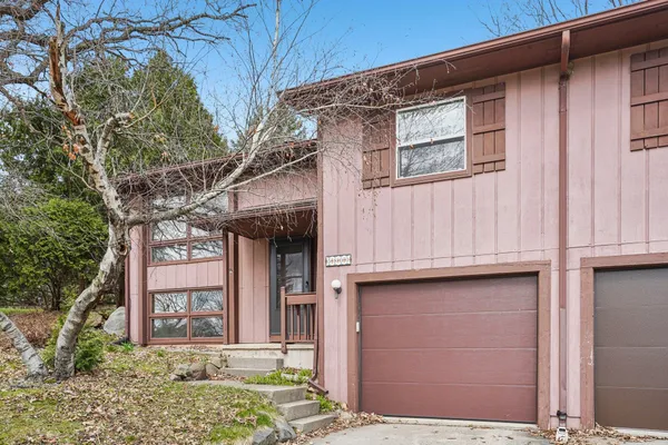 $324,900 | 5800 Tudor Drive, Fitchburg, WI 53711