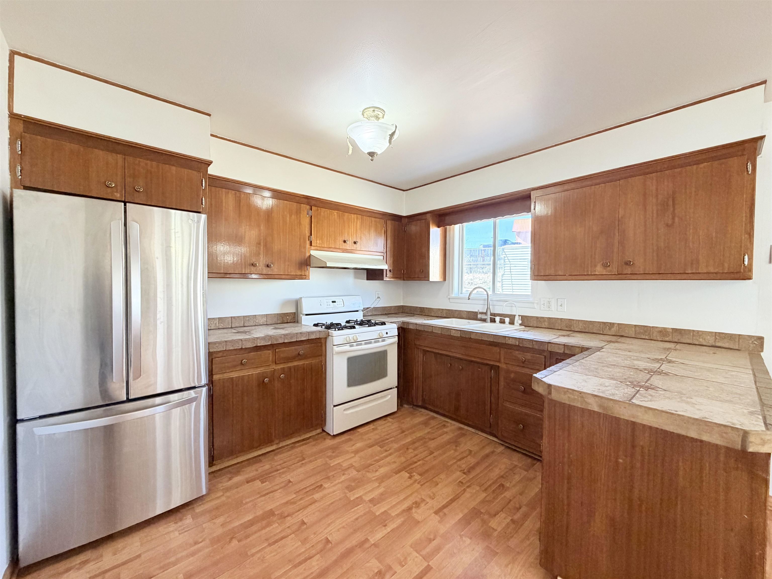 9 Castle Road Cerro, NM 87519 - Photo 15 of 35 Gallery Image 15