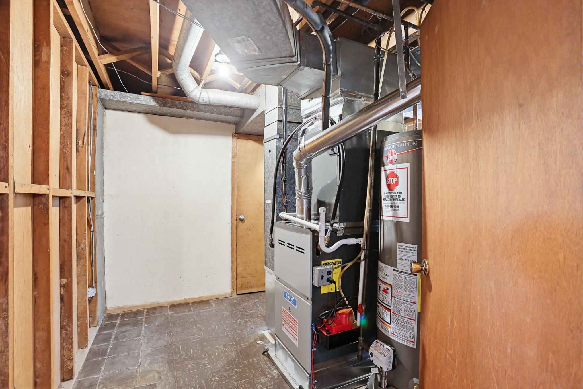 8145 Scotts Level Road Pikesville, MD 21208 - Photo 35 of 45 Utility space