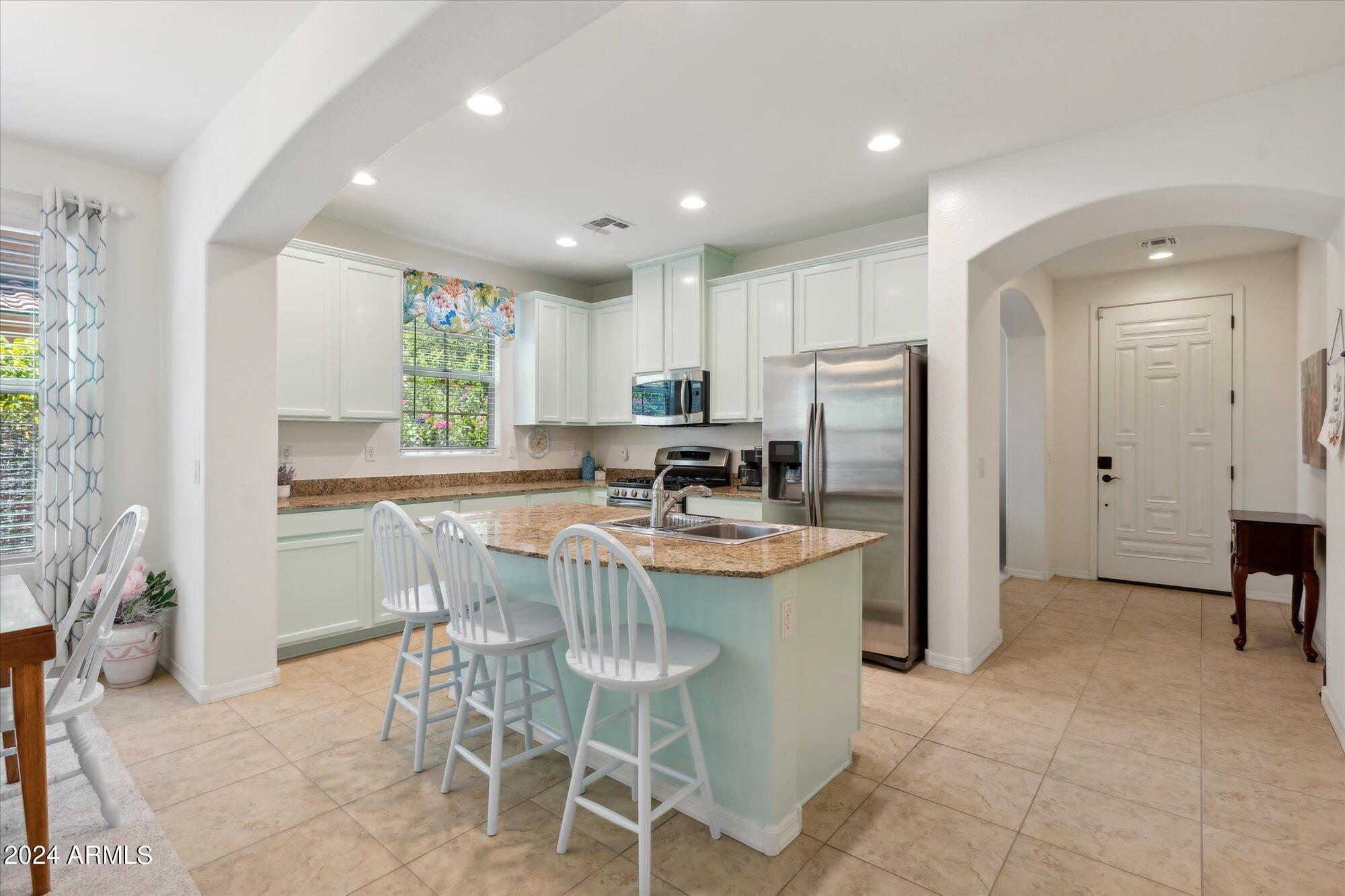 20747 West Ridge Road Buckeye, AZ 85396 - Photo 20 of 68 Kitchen