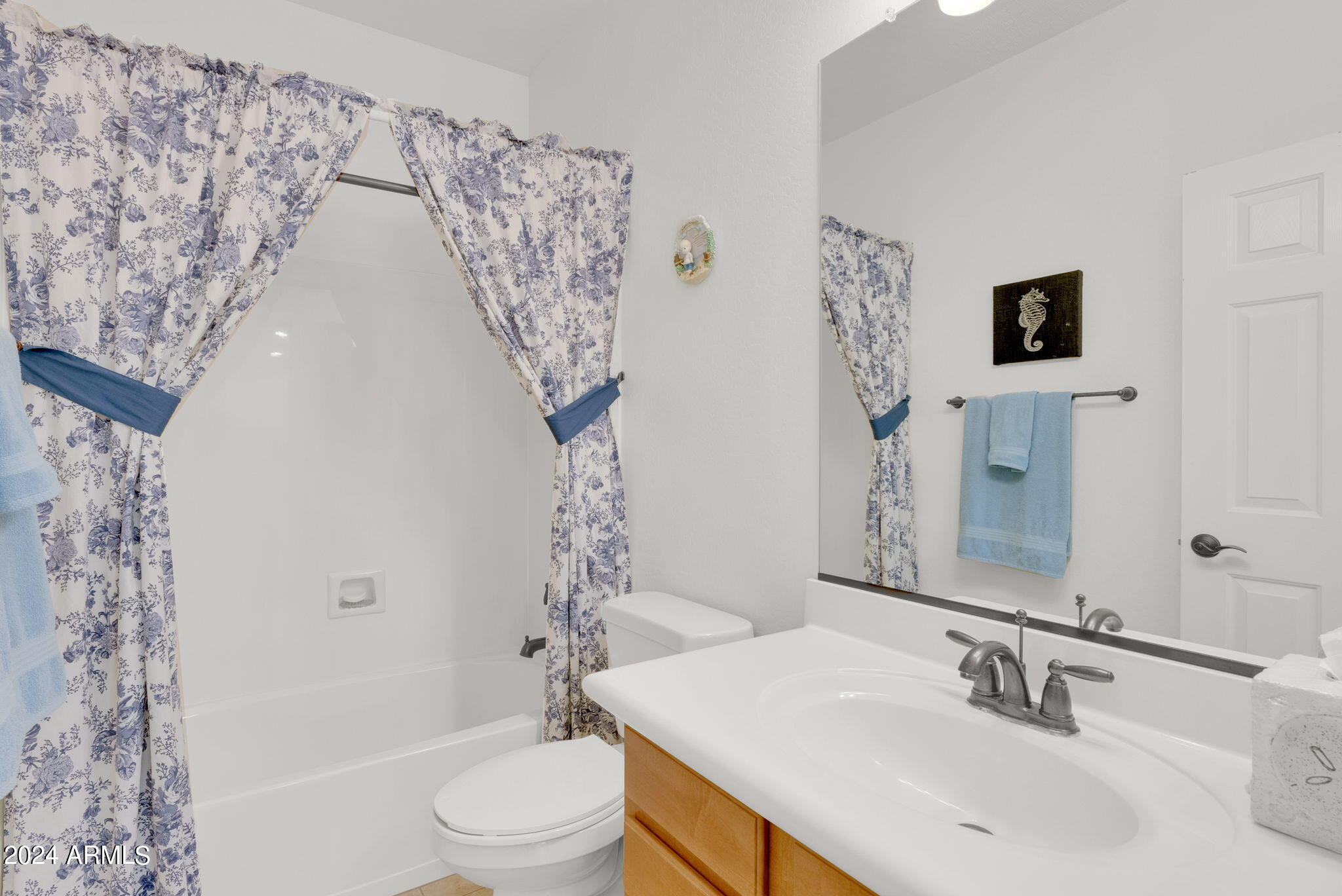 20747 West Ridge Road Buckeye, AZ 85396 - Photo 38 of 68 Guest Bath