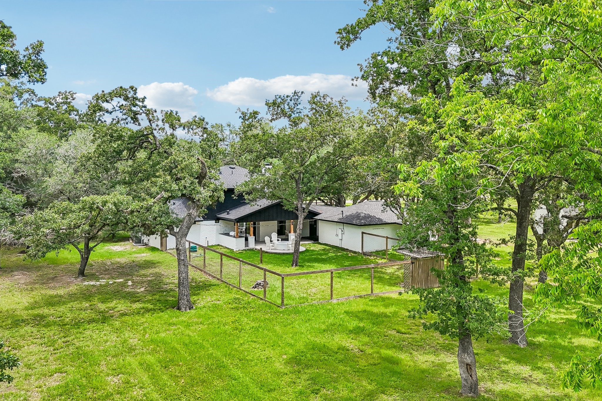 98 Pin Oak Lane Hempstead, TX 77445 - Photo 33 of 41
