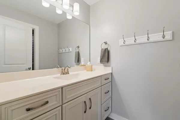 $4,700 | 223 B Orlando Avenue, Nashville, TN 37209