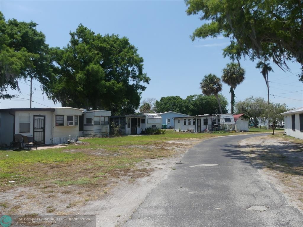 8791 Highway 78 Okeechobee, FL 34974 - Photo 8 of 14