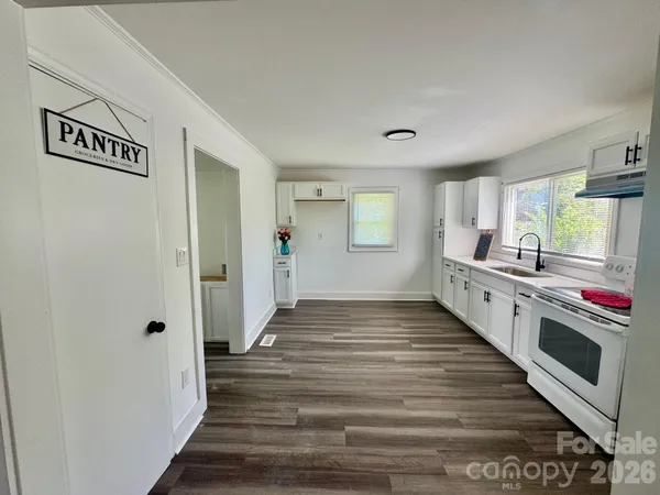 $290,000 | 211 Cedar Drive Northwest, Concord, NC 28025
