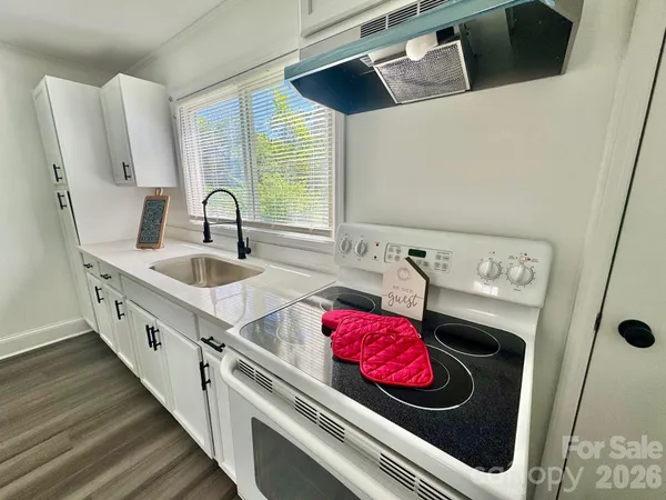 $290,000 | 211 Cedar Drive Northwest, Concord, NC 28025