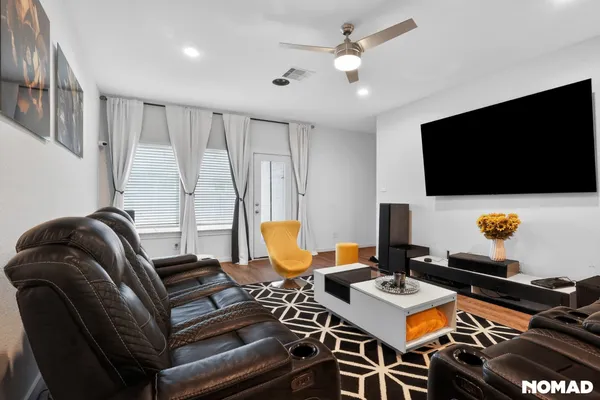 $2,700 | 3013 Maughan Hts Trail, Houston, TX 77047