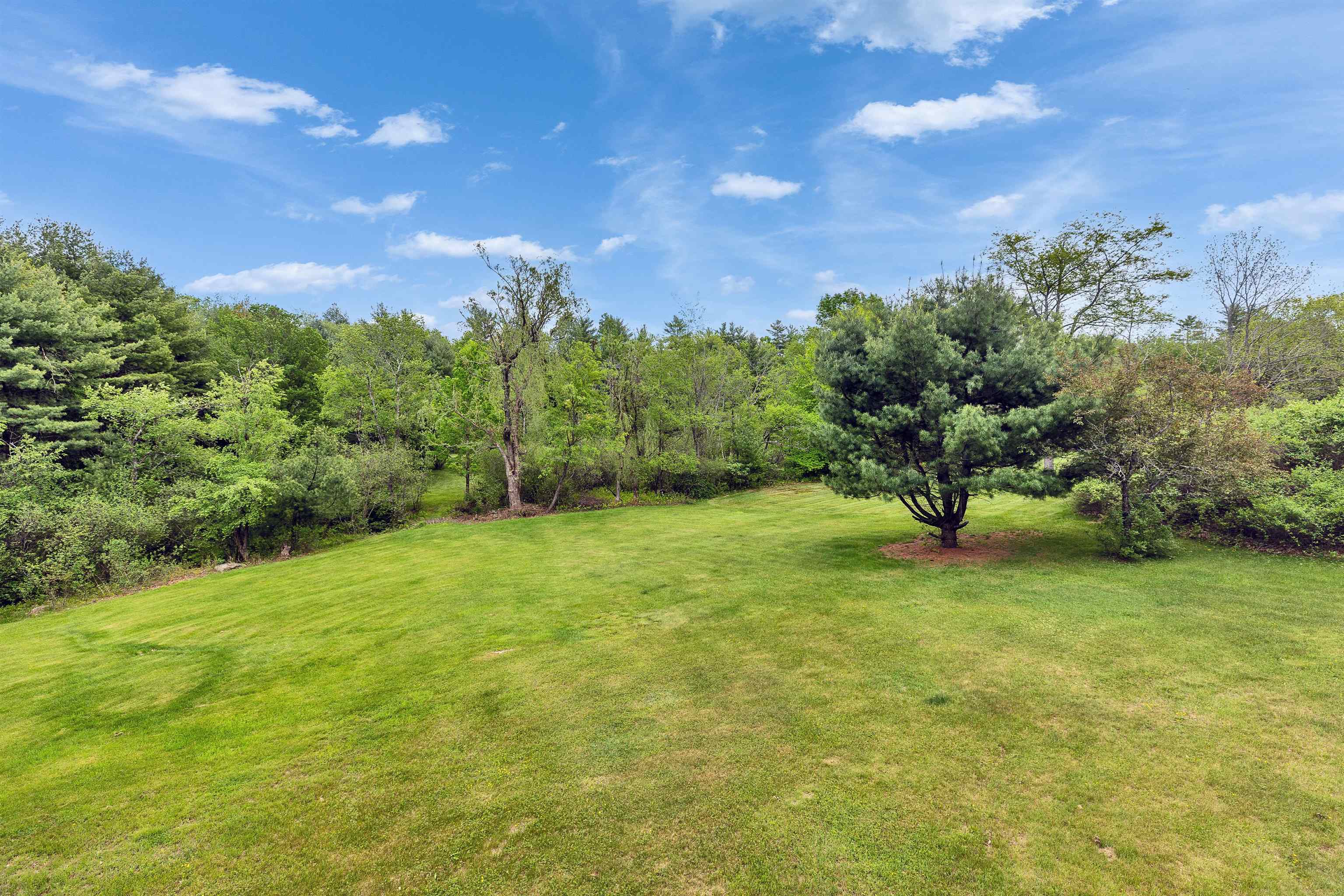 277 Old Street Road Peterborough, NH 03458 - Photo 33 of 38