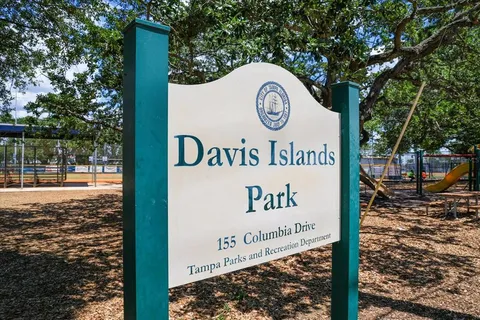 $1,689,000 | 91 Davis Boulevard, Unit 303, Tampa, FL 33606