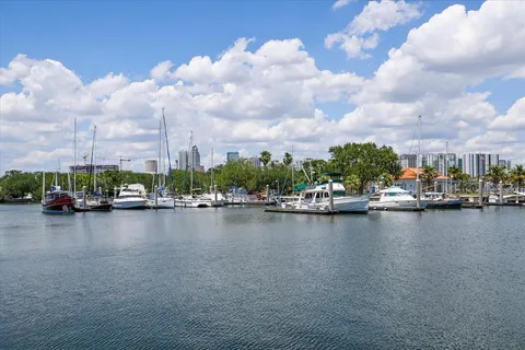 $1,689,000 | 91 Davis Boulevard, Unit 303, Tampa, FL 33606