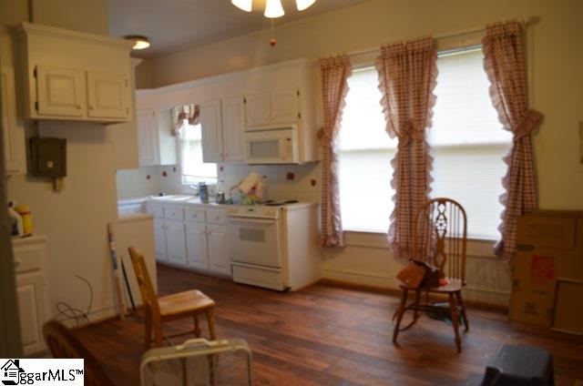134 Cannery Road Easley, SC 29640 - Photo 4 of 31