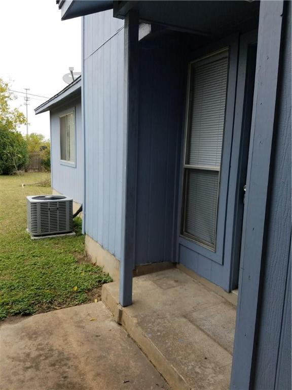 1304 Pitcairn Drive, Unit A Pflugerville, TX 78660 - Photo 2 of 10 a view of backyard with outdoor space