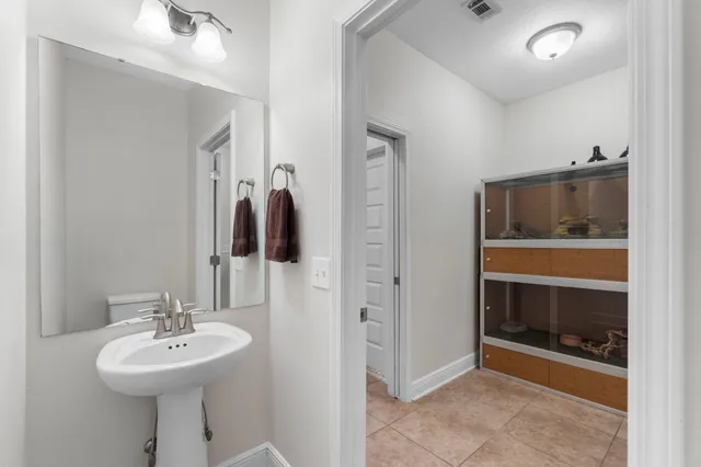 $589,000 | 2548 Bluewater Drive, Navarre, FL 32566