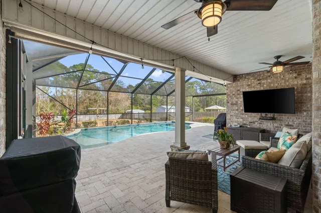 $589,000 | 2548 Bluewater Drive, Navarre, FL 32566