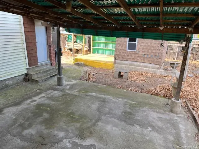 $1,850,000 | 1549-1547(garage) Beach Avenue | Stratton Park