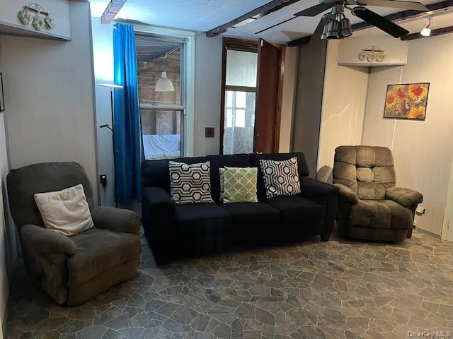 $1,850,000 | 1549-1547(garage) Beach Avenue | Stratton Park