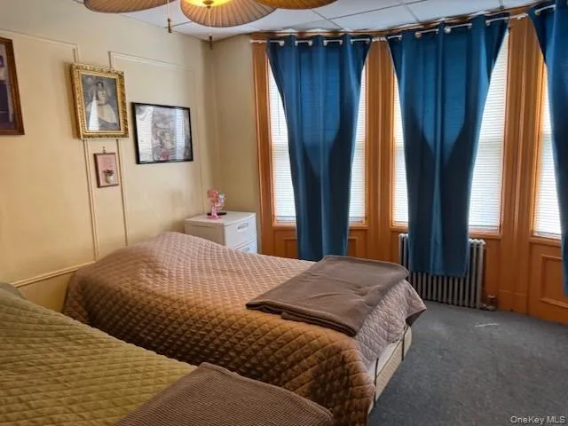 $1,850,000 | 1549-1547(garage) Beach Avenue | Stratton Park