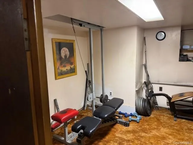 $1,850,000 | 1549-1547(garage) Beach Avenue | Stratton Park