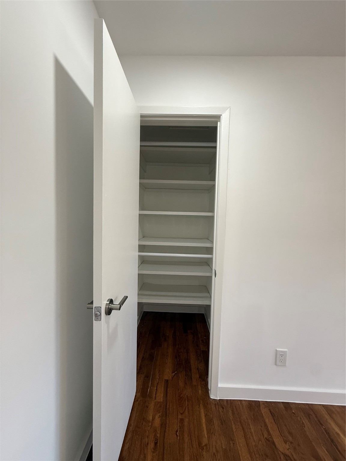 4040 San Felipe Street, Unit 247 Houston, TX 77027 - Photo 5 of 29 Storage closet in living room