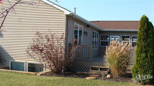 9205 Maples Road Fort Wayne, IN 46816 - Photo 3 of 17